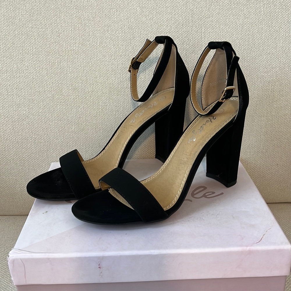 • NEW Black Block Heels •